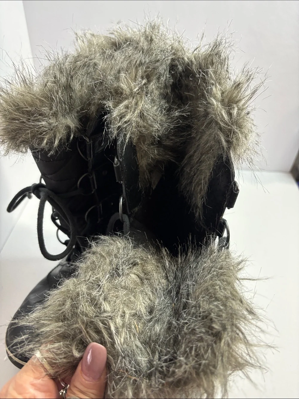 Sorel Boots Womens 6  Black Tofino II Faux Fur Lined Waterproof Snow NWOB